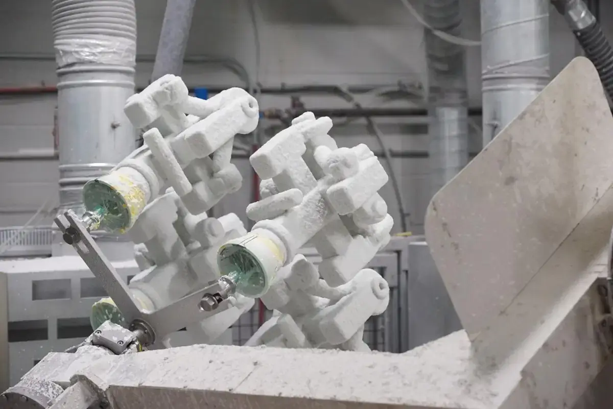 Casting Thin Walls in a Vacuum